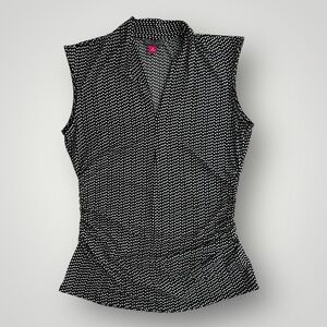 Vince Camuto Women’s Black white rouched side Sleeveless Blouse Office Size M